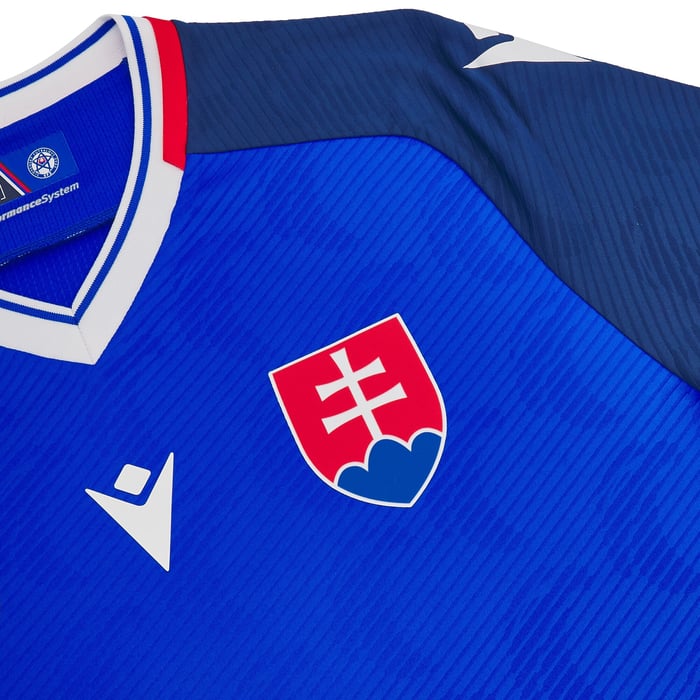 SLOVENSKO fotbalová reprezentace domácí